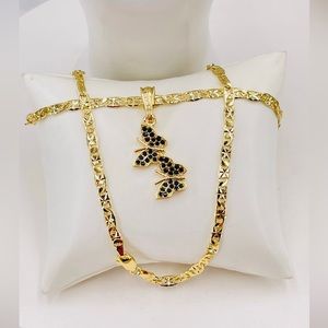 Butterfly pendant and 14k gold plated chain/Mariposa CZ Cadena oró laminado/